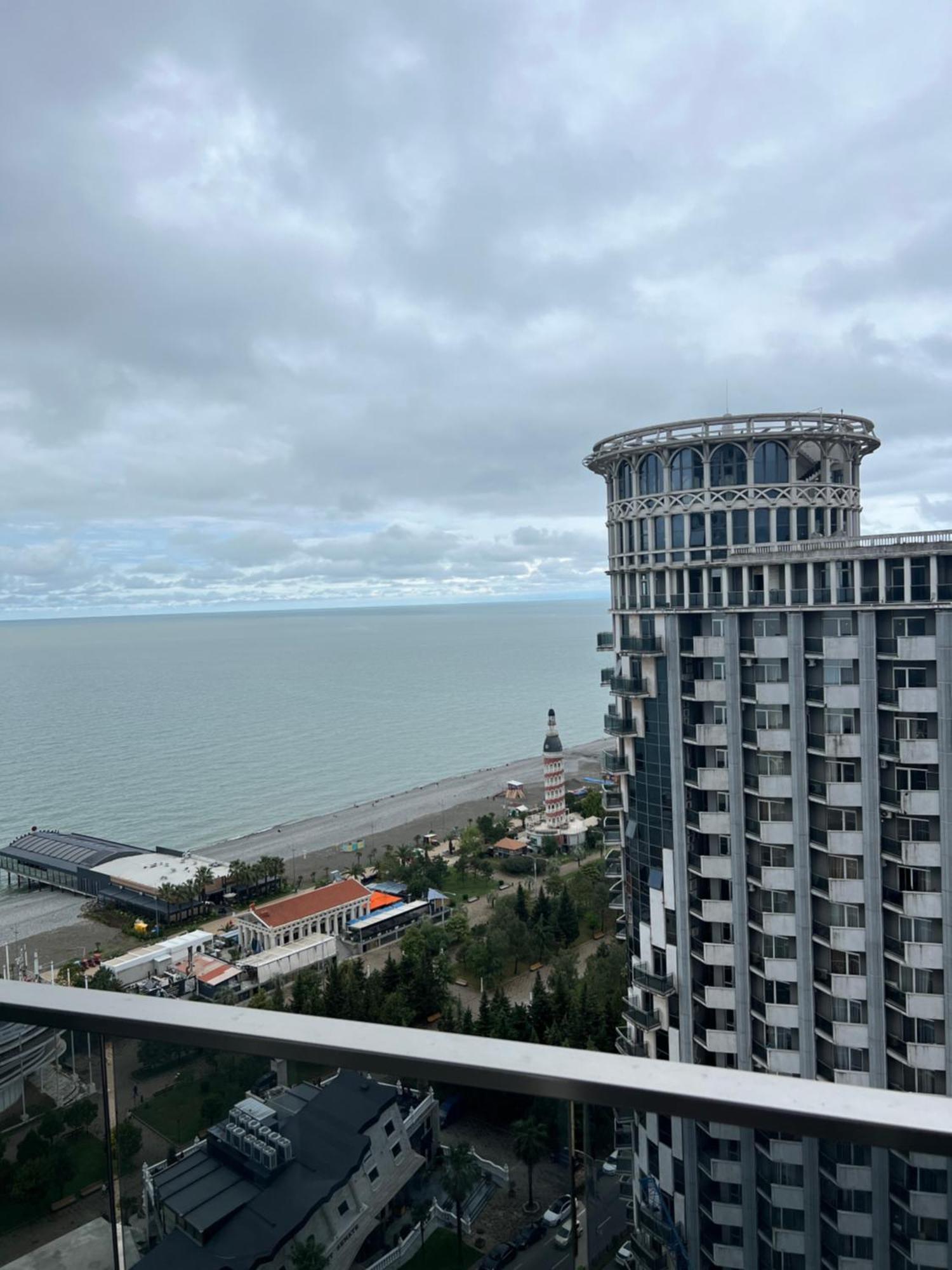 Apartamento Orbi Sea Towers Batumi Exterior foto